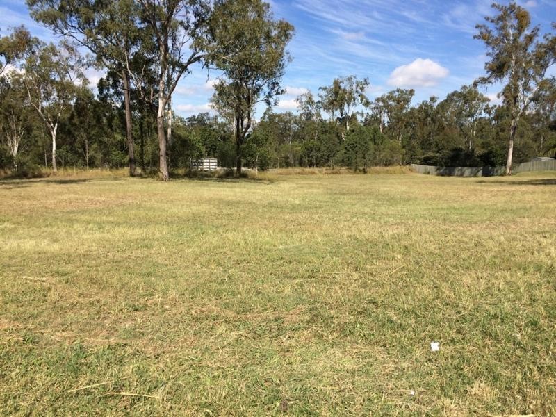 94 Equestrian Drive, Yamanto QLD 4305