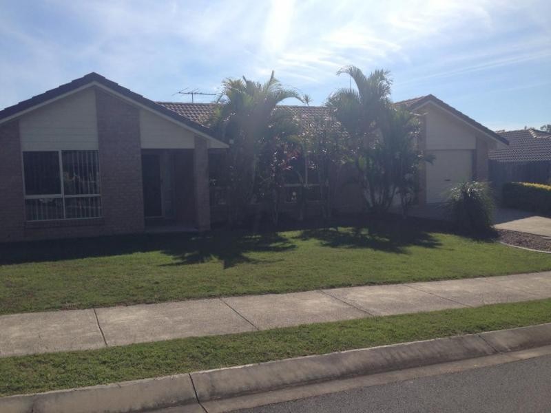 11 Ivanhoe Place, Brassall QLD 4305