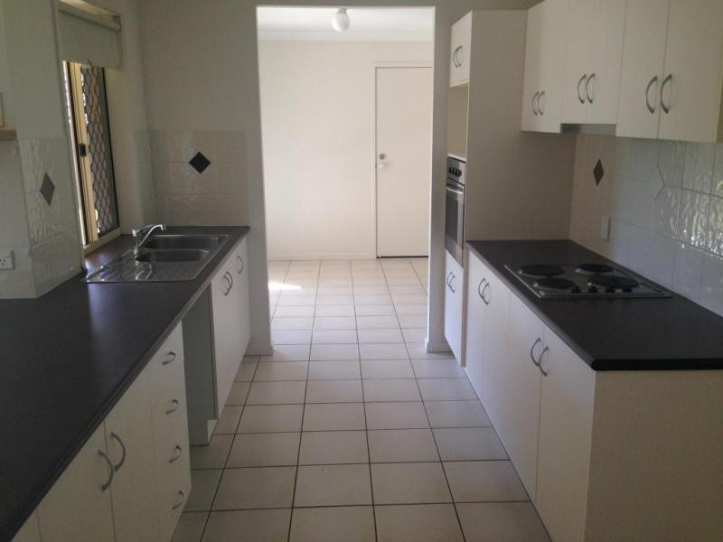 11 Ivanhoe Place, Brassall QLD 4305