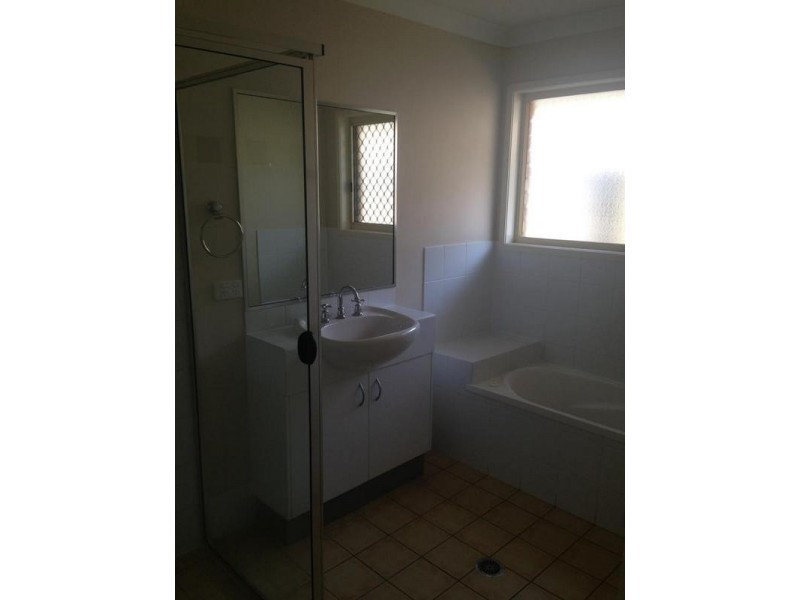 7 Elmhurst Cres, Flinders View QLD 4305