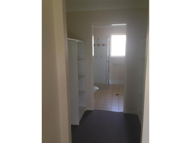 7 Elmhurst Cres, Flinders View QLD 4305