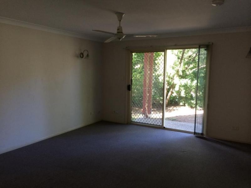 11 Eldon Place, Flinders View QLD 4305