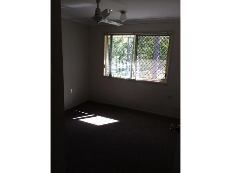 11 Eldon Place, Flinders View QLD 4305