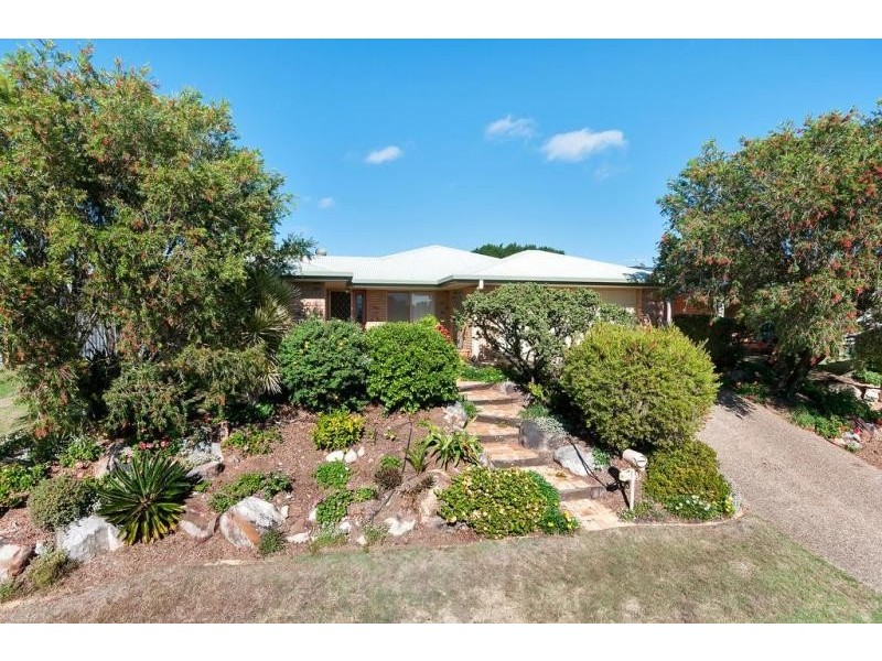 11 Cowley Drive, Flinders View QLD 4305