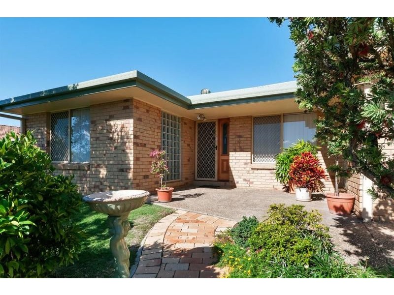 11 Cowley Drive, Flinders View QLD 4305