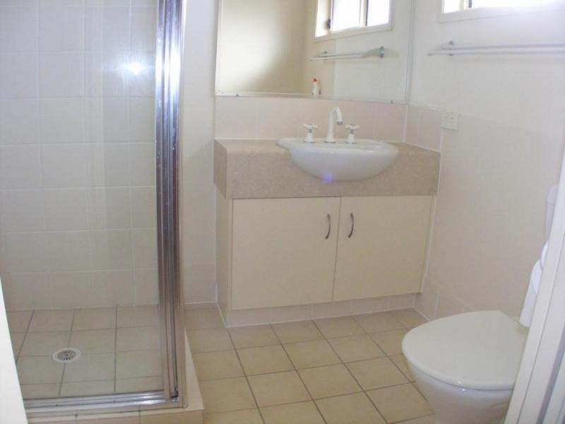 1 Amie Place, Raceview QLD 4305