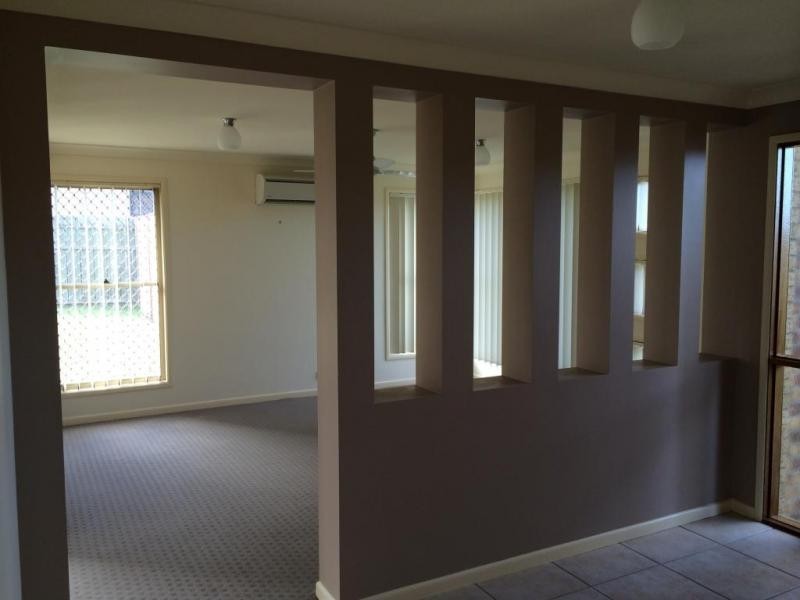 8 Darlington Court, Flinders View QLD 4305