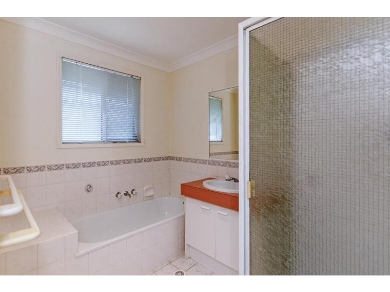 8 Skye Court, Brassall QLD 4305