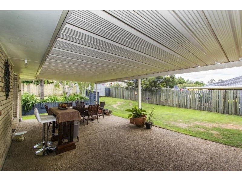 9 Hiller Court, Flinders View QLD 4305