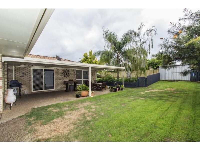 9 Hiller Court, Flinders View QLD 4305