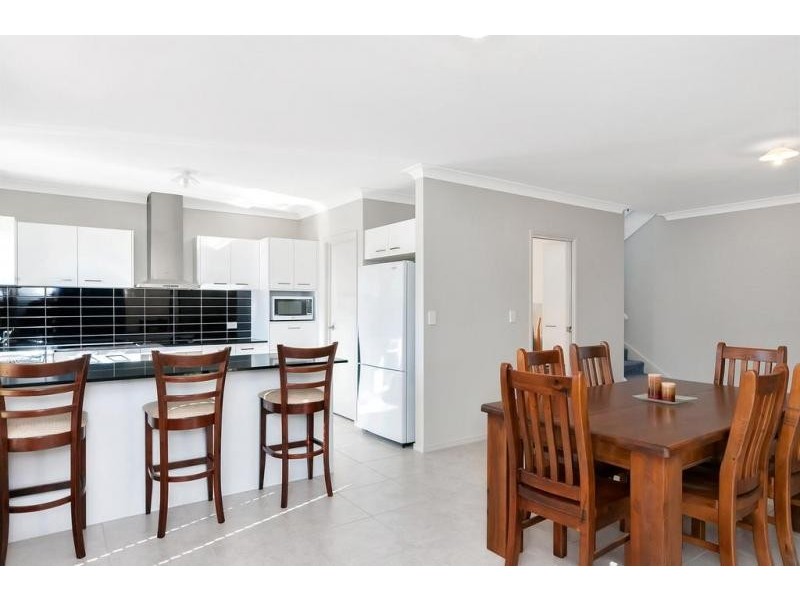 5 Tey Court, Deebing Heights QLD 4306