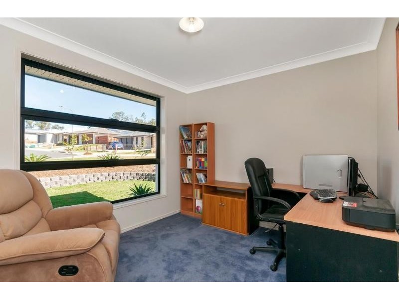 5 Tey Court, Deebing Heights QLD 4306