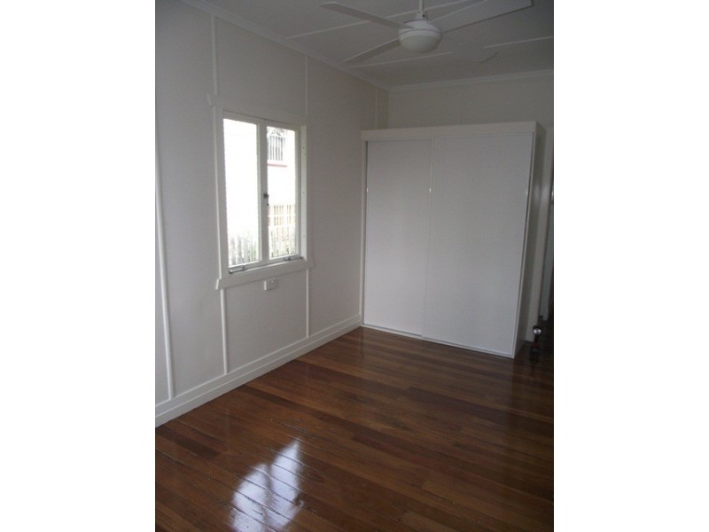 87 Whitehill Road, Eastern Heights QLD 4305