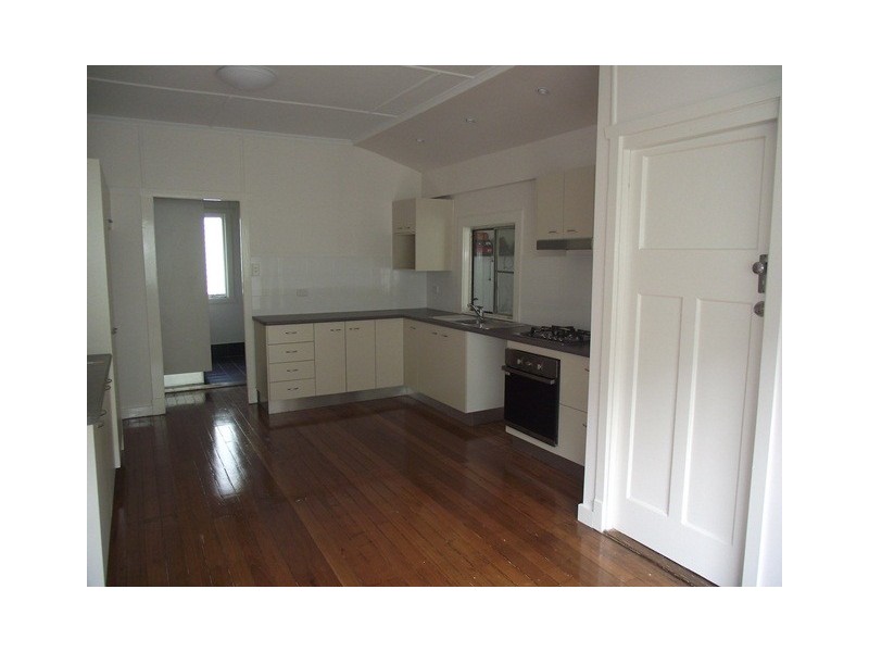 87 Whitehill Road, Eastern Heights QLD 4305