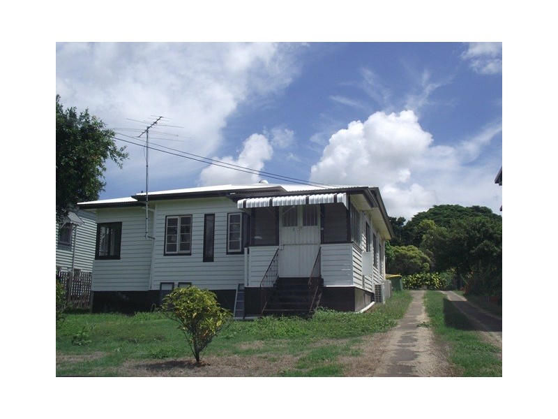 87 Whitehill Road, Eastern Heights QLD 4305