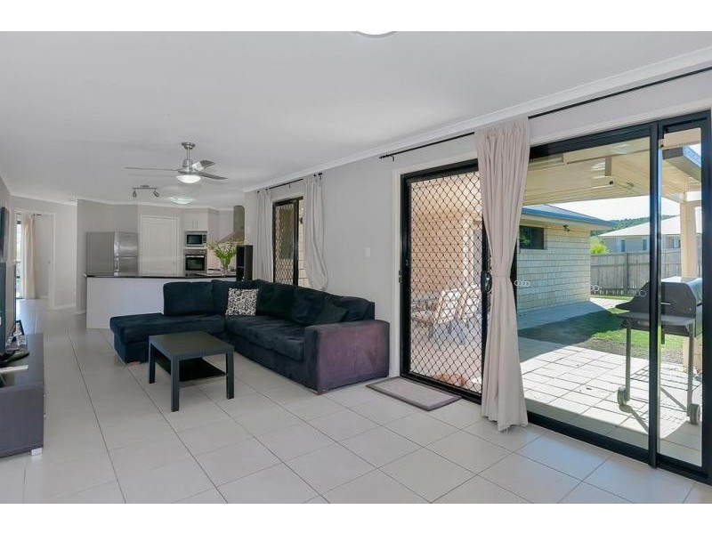 33 Birru Street, Rosewood QLD 4340