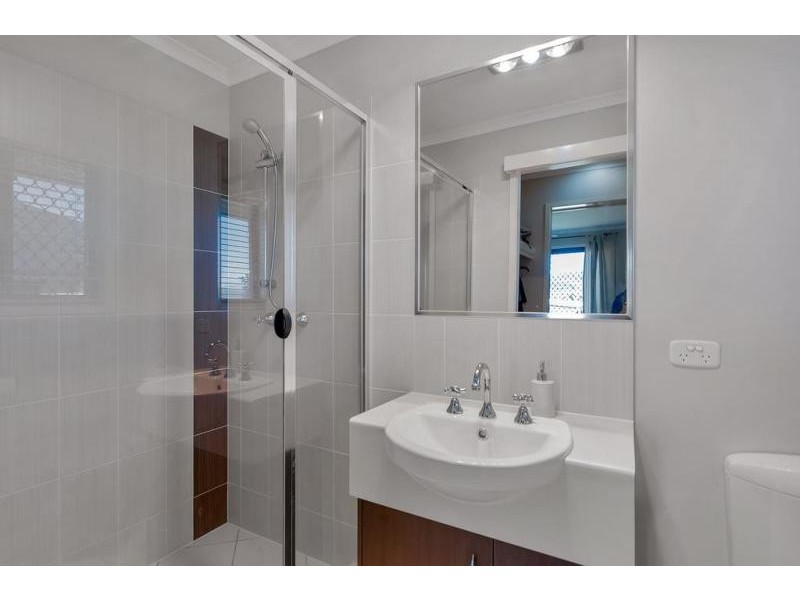 33 Birru Street, Rosewood QLD 4340