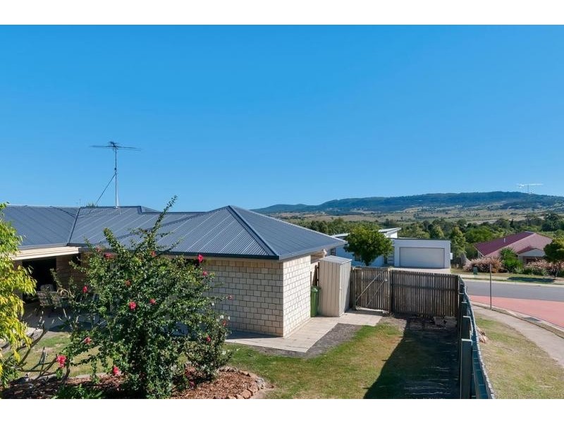33 Birru Street, Rosewood QLD 4340