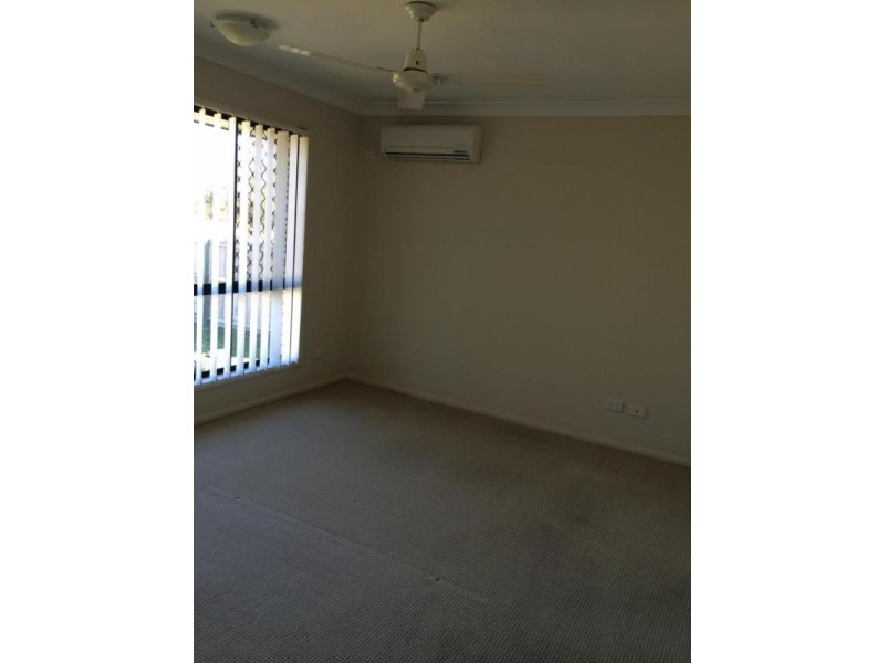 25 Baden Jones Way, North Booval QLD 4304