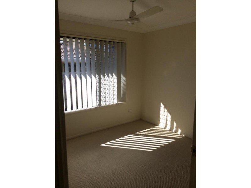 25 Baden Jones Way, North Booval QLD 4304