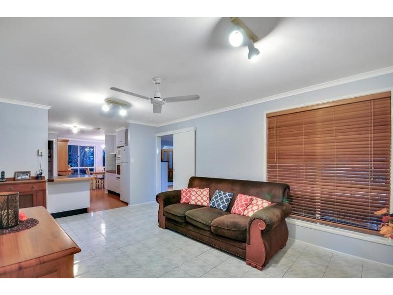 121 Wulkuraka Connection Rd, Karrabin QLD 4306