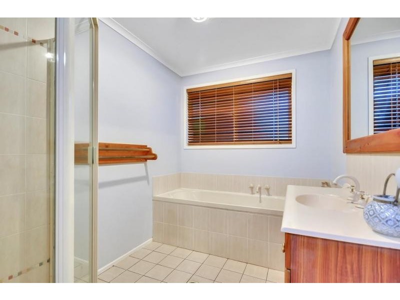 121 Wulkuraka Connection Rd, Karrabin QLD 4306