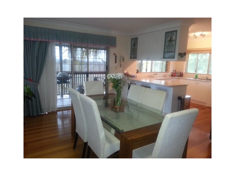 9 Yew Street, Yamanto QLD 4305