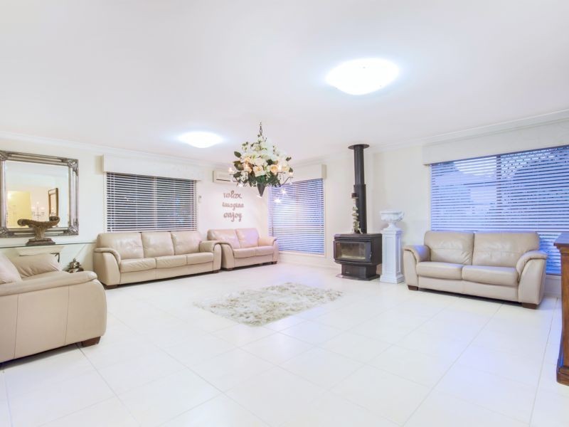85 Chalk Street, Wulkuraka QLD 4305
