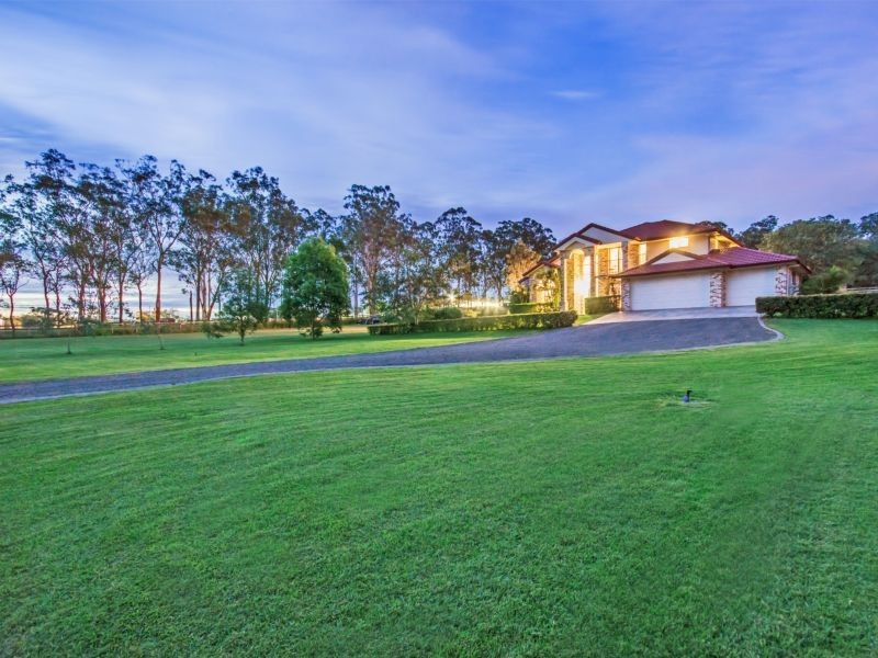 85 Chalk Street, Wulkuraka QLD 4305