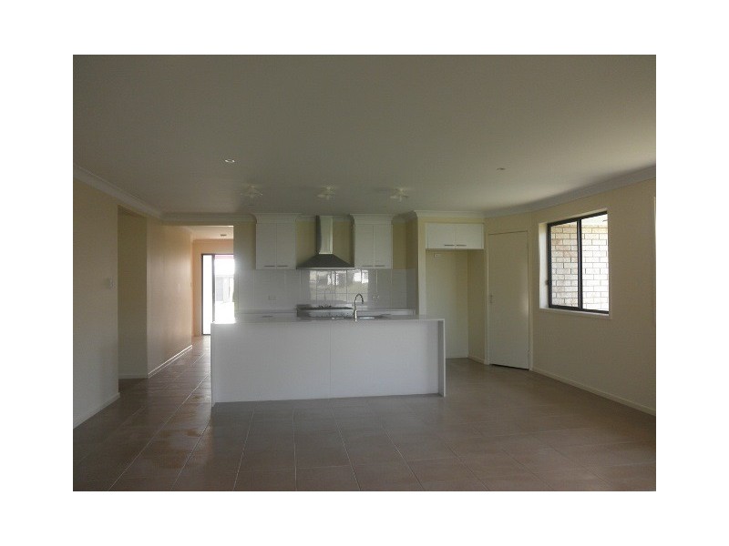 6 Earlwood Court, Raceview QLD 4305