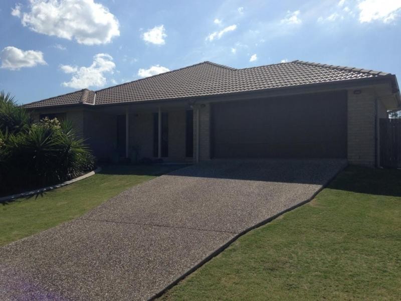 10 Piccadilly Court, Deebing Heights QLD 4306