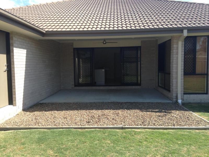 10 Piccadilly Court, Deebing Heights QLD 4306