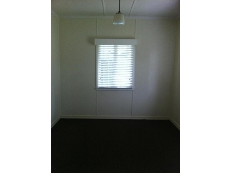 7 Orangefield Street, Eastern Heights QLD 4305