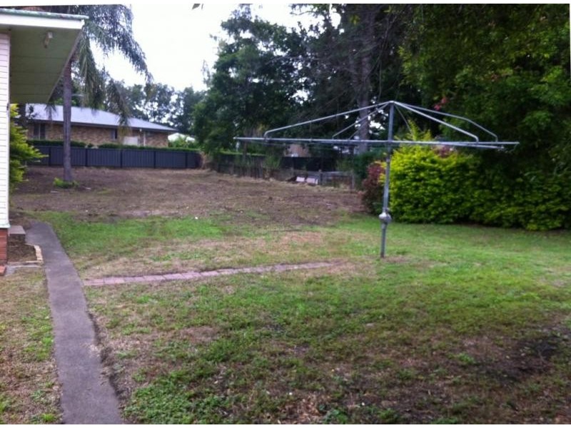 7 Orangefield Street, Eastern Heights QLD 4305