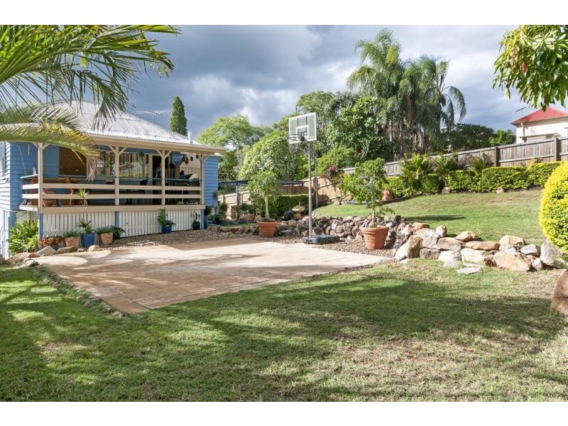 28 Hawthorne Street, Sadliers Crossing QLD 4305