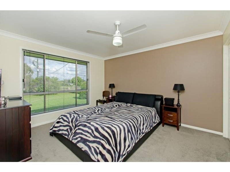 75 Schmidt Road, Fernvale QLD 4306