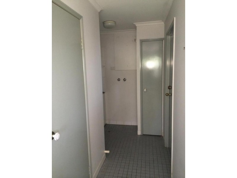 4/1 Glode Ave, Churchill QLD 4305