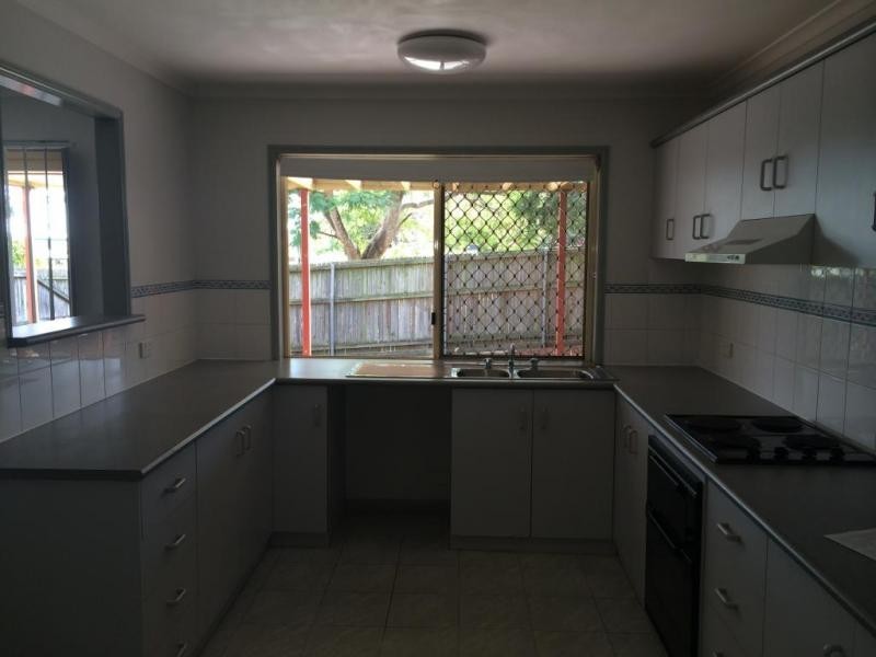 4/1 Glode Ave, Churchill QLD 4305