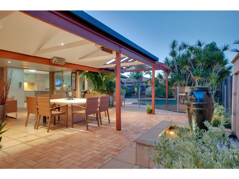 32 Equestrian Drive, Yamanto QLD 4305