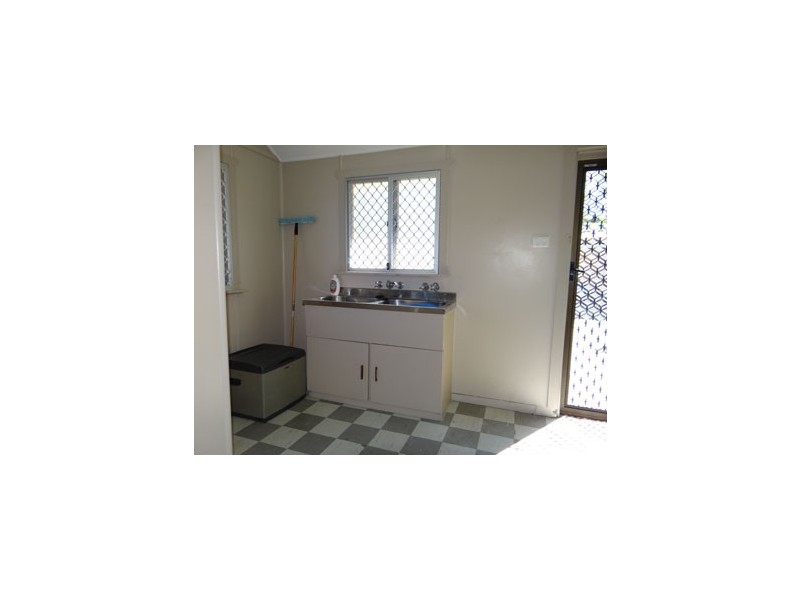 4 Robin Street, Coalfalls QLD 4305