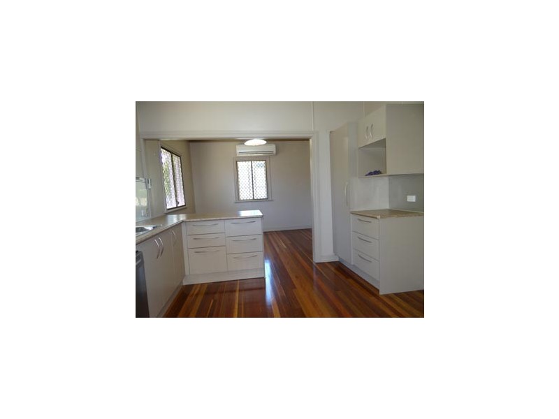 4 Robin Street, Coalfalls QLD 4305