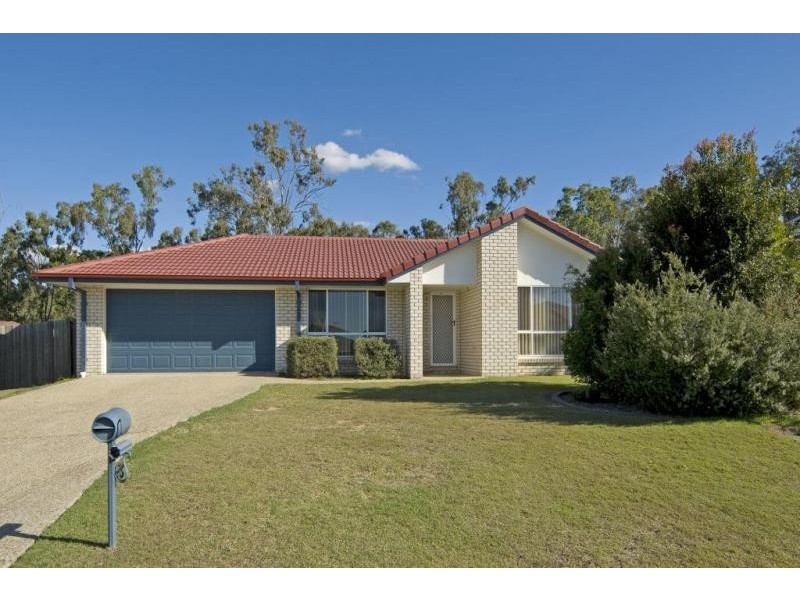 8 Windsor Court, Deebing Heights QLD 4306