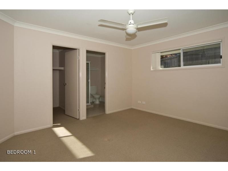 8 Windsor Court, Deebing Heights QLD 4306