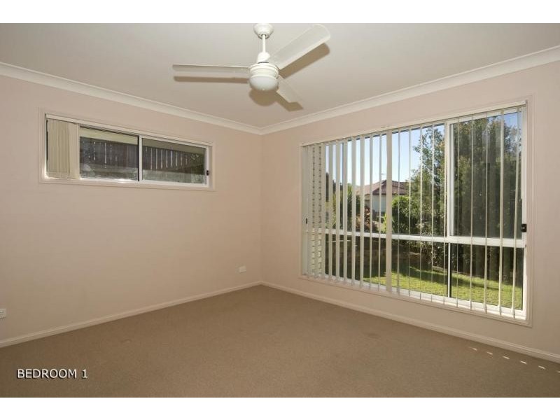 8 Windsor Court, Deebing Heights QLD 4306