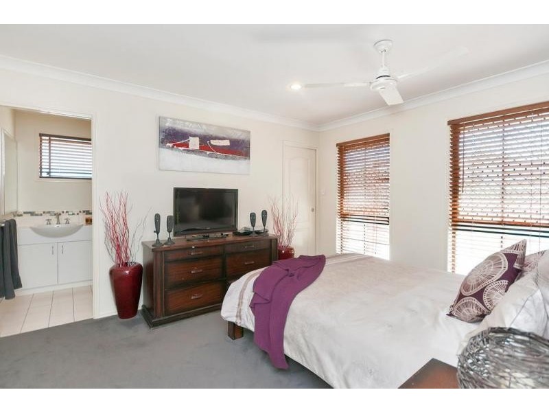 30 Sarah Drive, Yamanto QLD 4305
