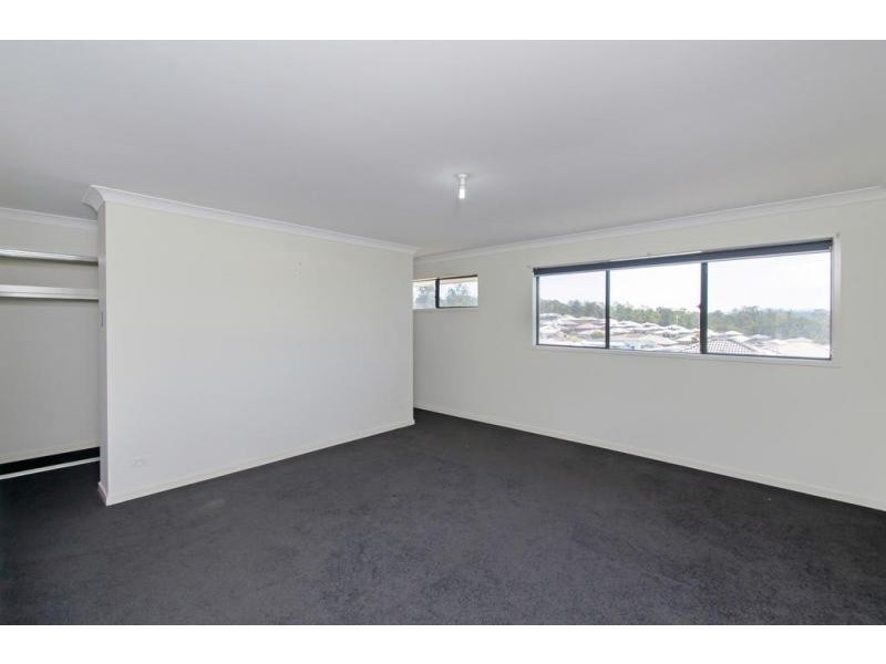 90 Honeywood Drive, Fernvale QLD 4306