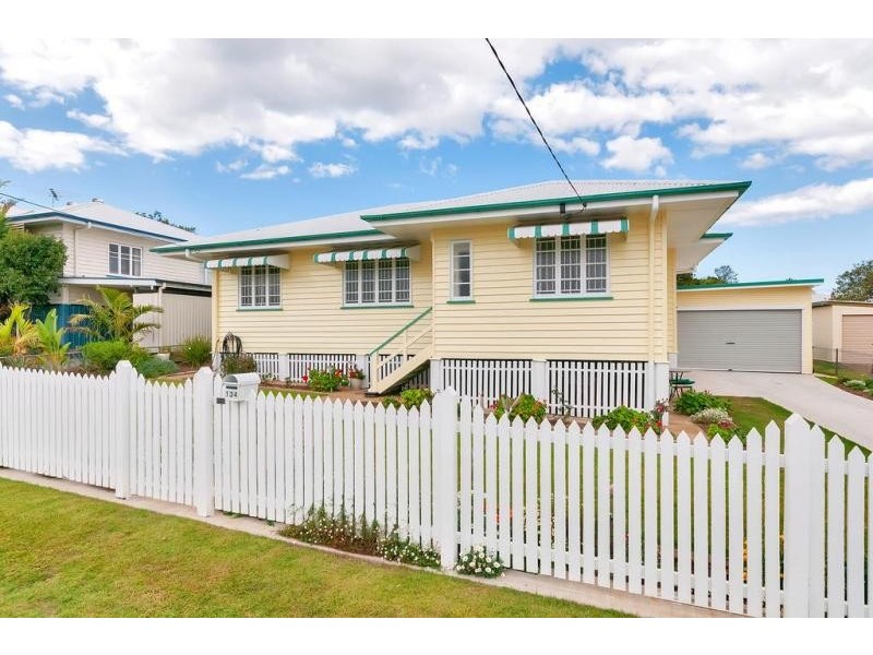 134 Whitehill Road, Eastern Heights QLD 4305