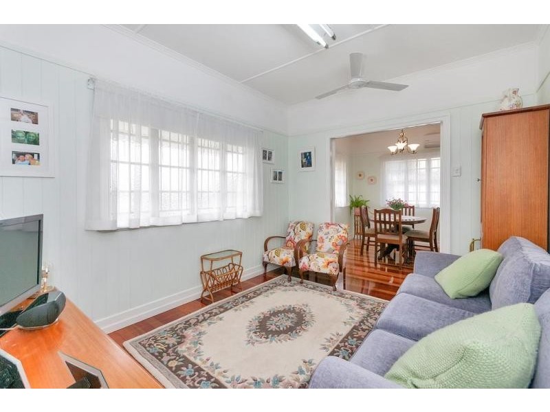 134 Whitehill Road, Eastern Heights QLD 4305