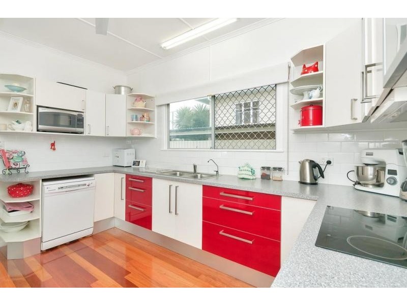 134 Whitehill Road, Eastern Heights QLD 4305