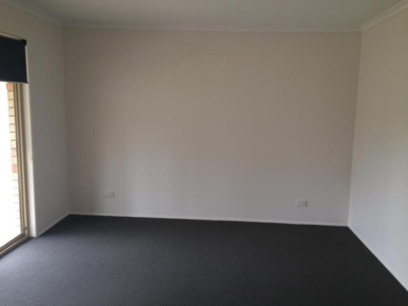 325 South Station Road, Raceview QLD 4305
